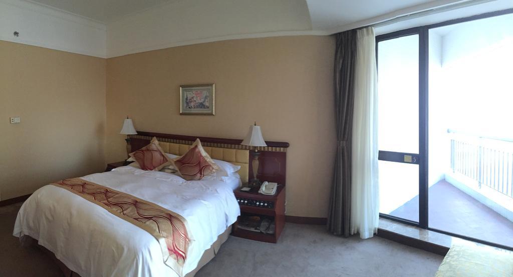 Huiquan Dynasty Hotel Qingdao Zewnętrze zdjęcie