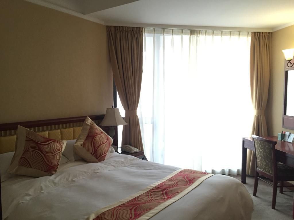 Huiquan Dynasty Hotel Qingdao Zewnętrze zdjęcie